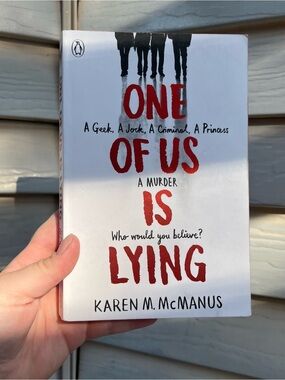 One of Us Is Lying by Karen M. McManus | Sprayed Edges Book